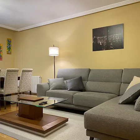 Horizon Duplex By Aroom Apartment Leon