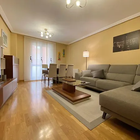 Horizon Duplex By Aroom