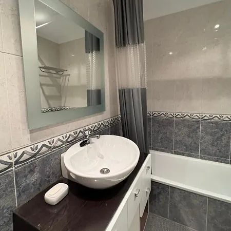 Horizon Duplex By Aroom Vut-le-1414 Apartment